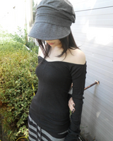 vエルフTシャツ