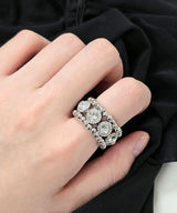Unique Cubic Beads Ring
