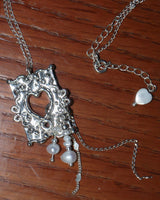 [MADE] melted heart frame necklace 02. pearl tail ver