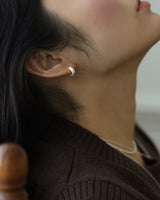 Truth earring (silver)