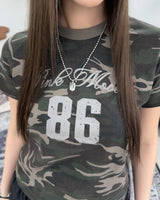 Leen86カモクロップドTシャツ
