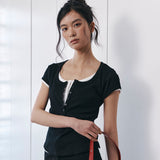 C SCOOP NECK BUTTON FRONT T-SHIRT_BLACK