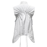 ROUND POCKET VEST . WHITE