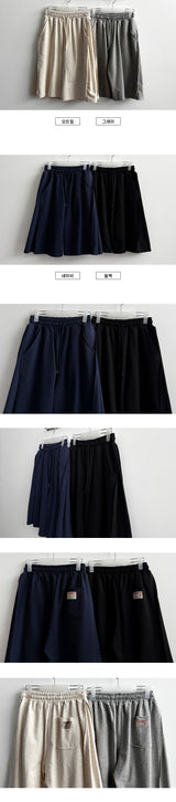 Eiki Side Pintuck Pocket Tab Banding Shorts
