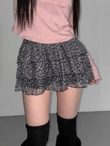 floor leo shorts (2 color)