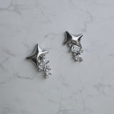 [IZNA Mai Earrings] コズミックミネラルピアス - Silver Color