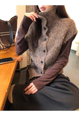 Multicolor Turtleneck Knit Vest 