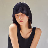 VA Label Crochet Wave Bucket Hat / Black