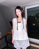 (2color) Mismatched Button Neck Slub Sleeveless Tee