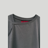 スリップネックオーバーロックTシャツ