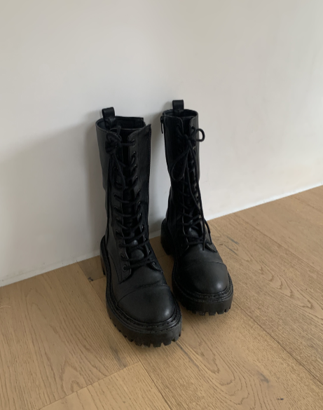 Cobalt Lace-up walker