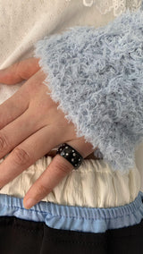 Black metal twinkle dot ring