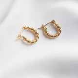 Tempeste ツイストフープピアス