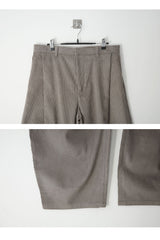 volume curved corduroy pants