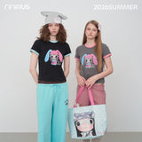 Riverstone Plus × Ximen Juanerコラボウィメンズ ガール グラフィック プリント Tシャツ ショートスリーブ カジュアル トップ