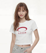 G.E CLUB クロップドTシャツ [ホワイト / レッド]