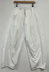 4000SOLD NYLON PINTUCK PANTS