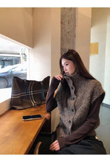 Multicolor Turtleneck Knit Vest 