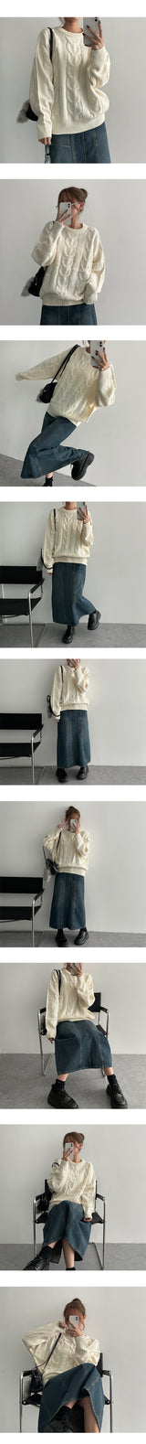 Maen Boxy Round Twisted Knitwear