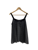 dot pattern sleeveless