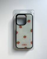 【MADE】 strawberry knit epoxy case