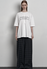 [mnem] olive print oversized t-shirt (white)