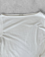 スローボタン オフショルダーTシャツ