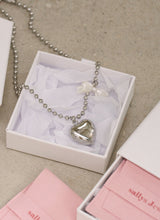Shine heart naming necklace