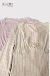 Daisy V-neck Lace Long Sleeve T-shirt