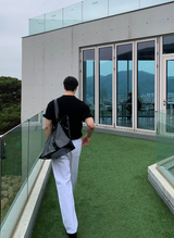 ジェイクスリケットハチハーフジップアップショートスリーブニット
