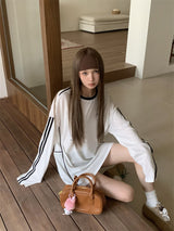 Uniform Boxy White Long Sleeve T-shirt