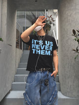 Never Them Lettering Short-Sleeved T-Shirt 4C