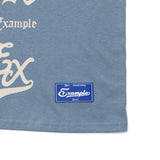 エグザンプルストレートロゴ半袖Tシャツ