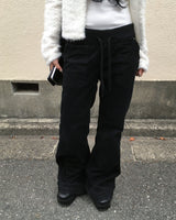 Banding black loose boots cut pants