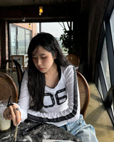 Lace numbering crop tee