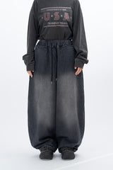 Leggy Side Tuck Balloon Denim