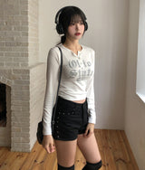 ステートクラックレタリングボタン長袖Tシャツ