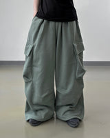 Flo balloon cargo sweat pants