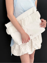 Frillish laptop pouch (white)