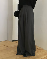 Meld Buckle Pintuck Slacks Pants