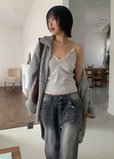SLIP LACE SLEEVELESS