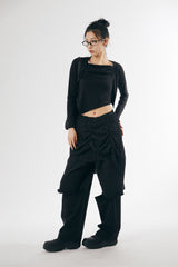 Middle low cut pin-tuck wide pants