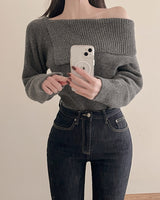 Off-shoulder knit