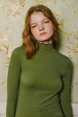 Frill Basic Turtleneck [Olive]