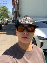 Horn-rimmed mirror sunglasses