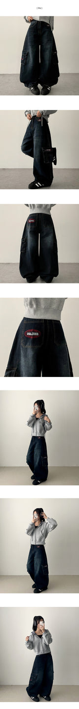 Right street pocket embroidery ワイドデニムパンツ