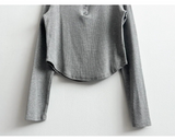 Its Hem Round Button Long Sleeve Tee