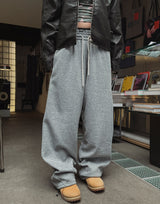 Dello バックライン カーブカット トレーニングパンツ