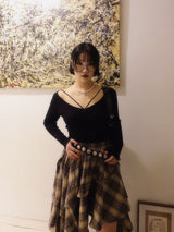 FUZZY V-STRAP KNIT TOP (BLACK)