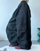 ステッチングポイントパラシュートデニムパンツ🖤